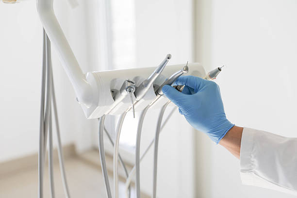 24/7 Emergency Root Canal Treatment experts in Crystal Lakes, OH